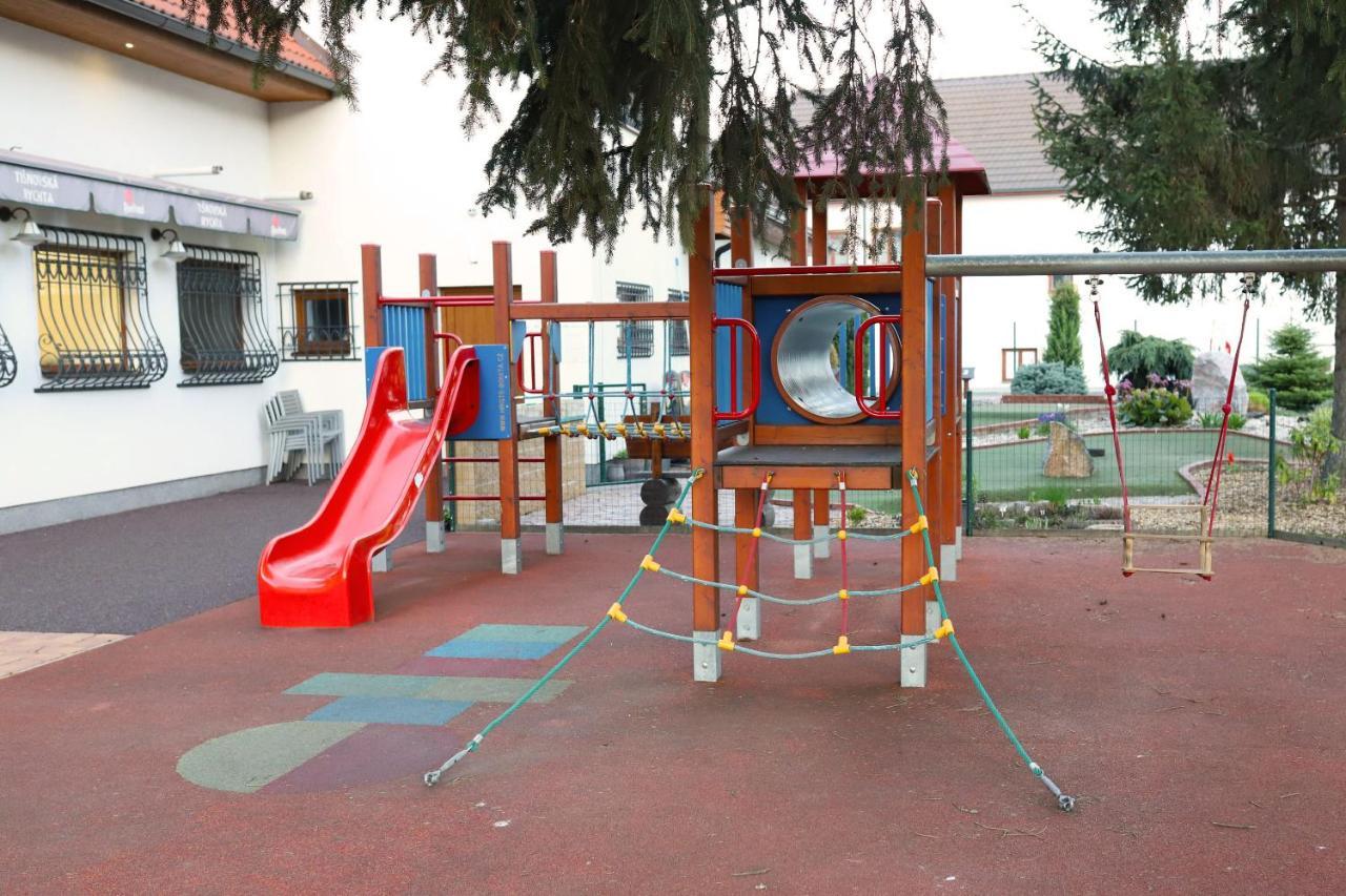 Hotel Tišnovská Rychta Esterno foto